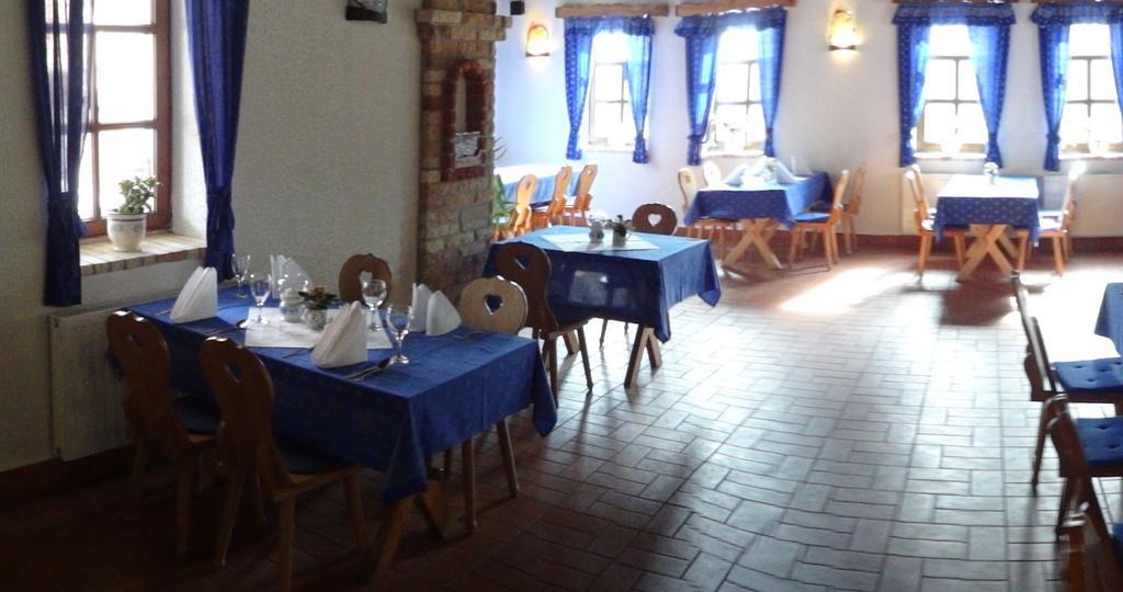Szél Fiai Fogadó Nyúl Exterior foto